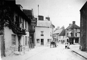 Gloucester Street Lower 1898