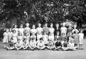 Little Coxwell Pupils 1954